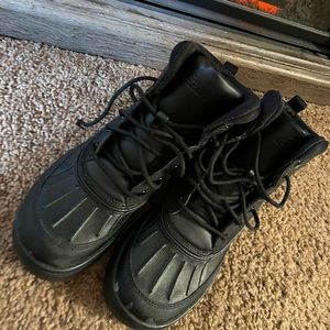 ❌❌❌SOLD ON OTHER PLATFORM❌❌❌Nike snow boot